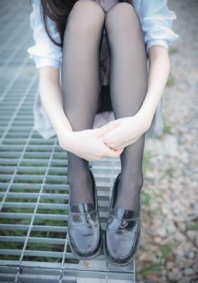 校花撅着屁股求调教在线播放_4K高清在线