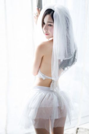 女大学生沙龙_影视大全在线观看