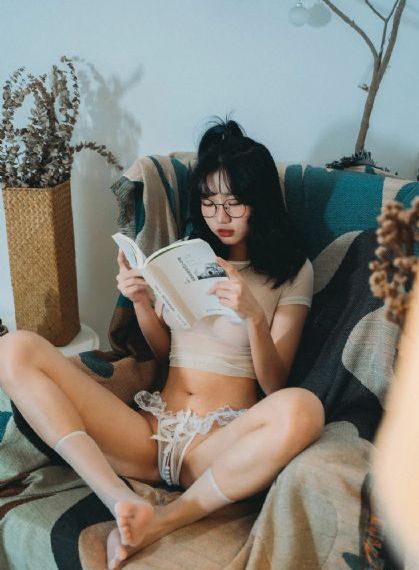 白色城堡剧情介绍_剧情片在线观看高清