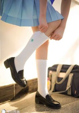 年轻的妻子在线_高清在线播放观看